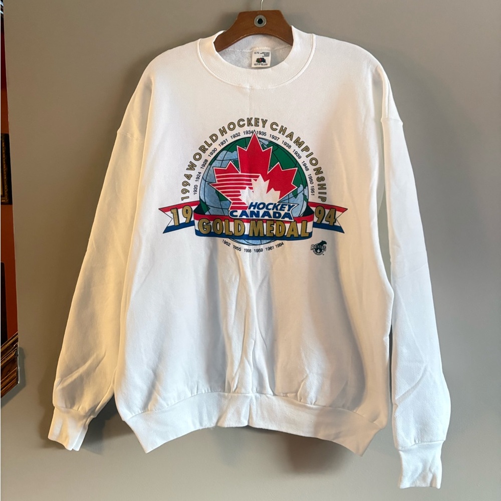 Fruit of the Loom White Sweatshirt